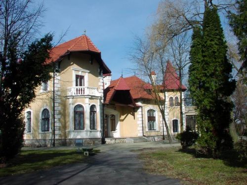 Rekonstrukcja dworku Oborskich - aspi - Kosztorysy, specyfikacje techniczne,  bhp, p.poż., analizy